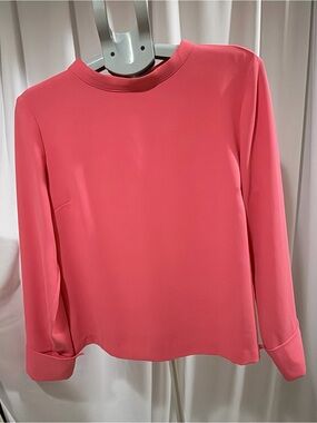 H&M Pink Long-Sleeve Crewneck Blouse